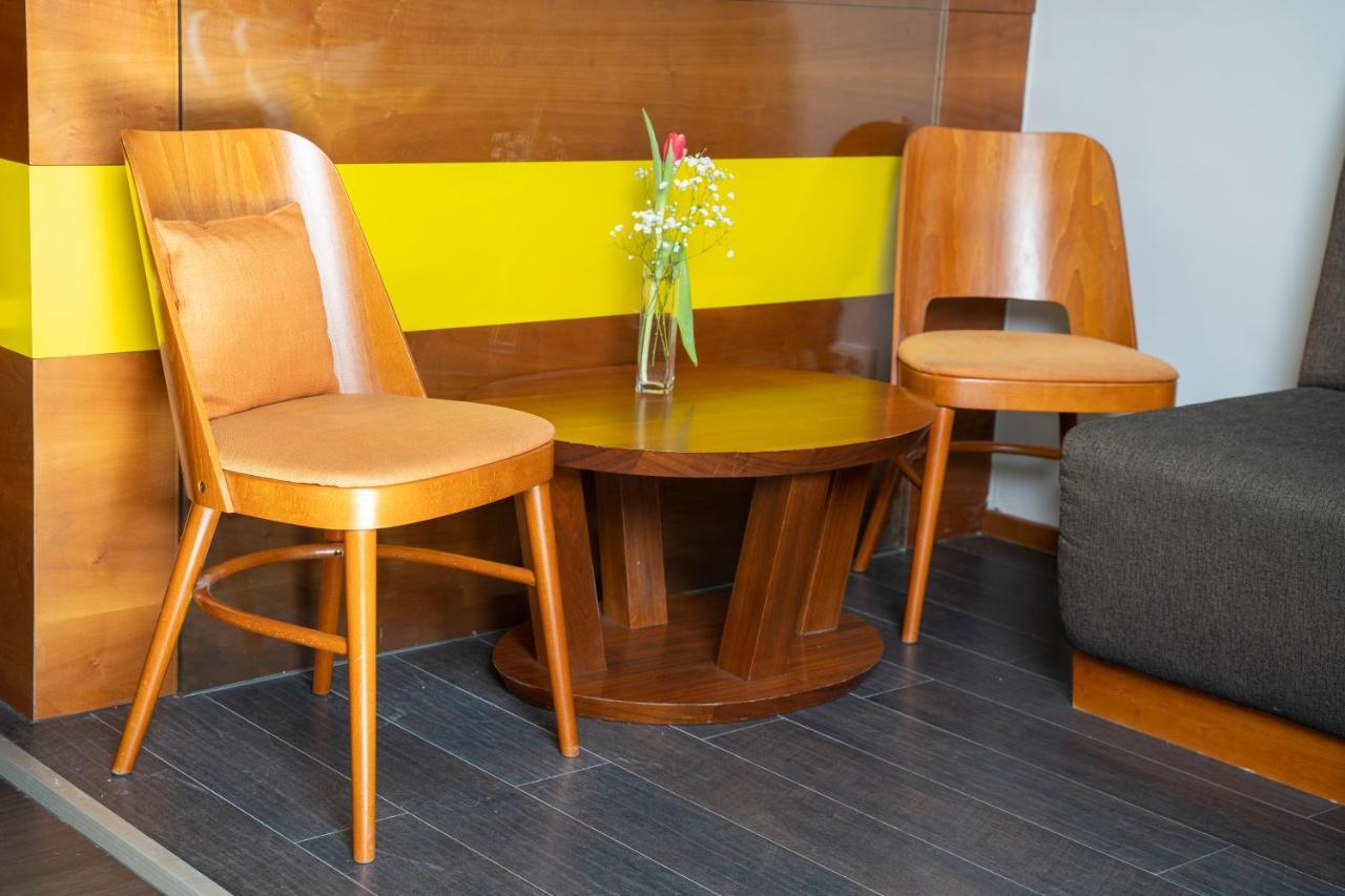 Akacija Luxury Suites Belgrade Luaran gambar