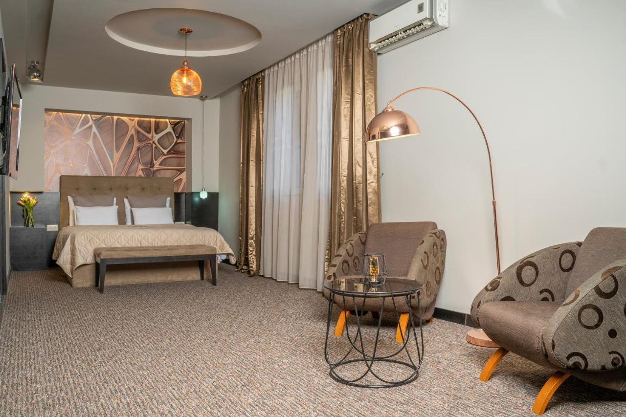 Akacija Luxury Suites Belgrade Luaran gambar