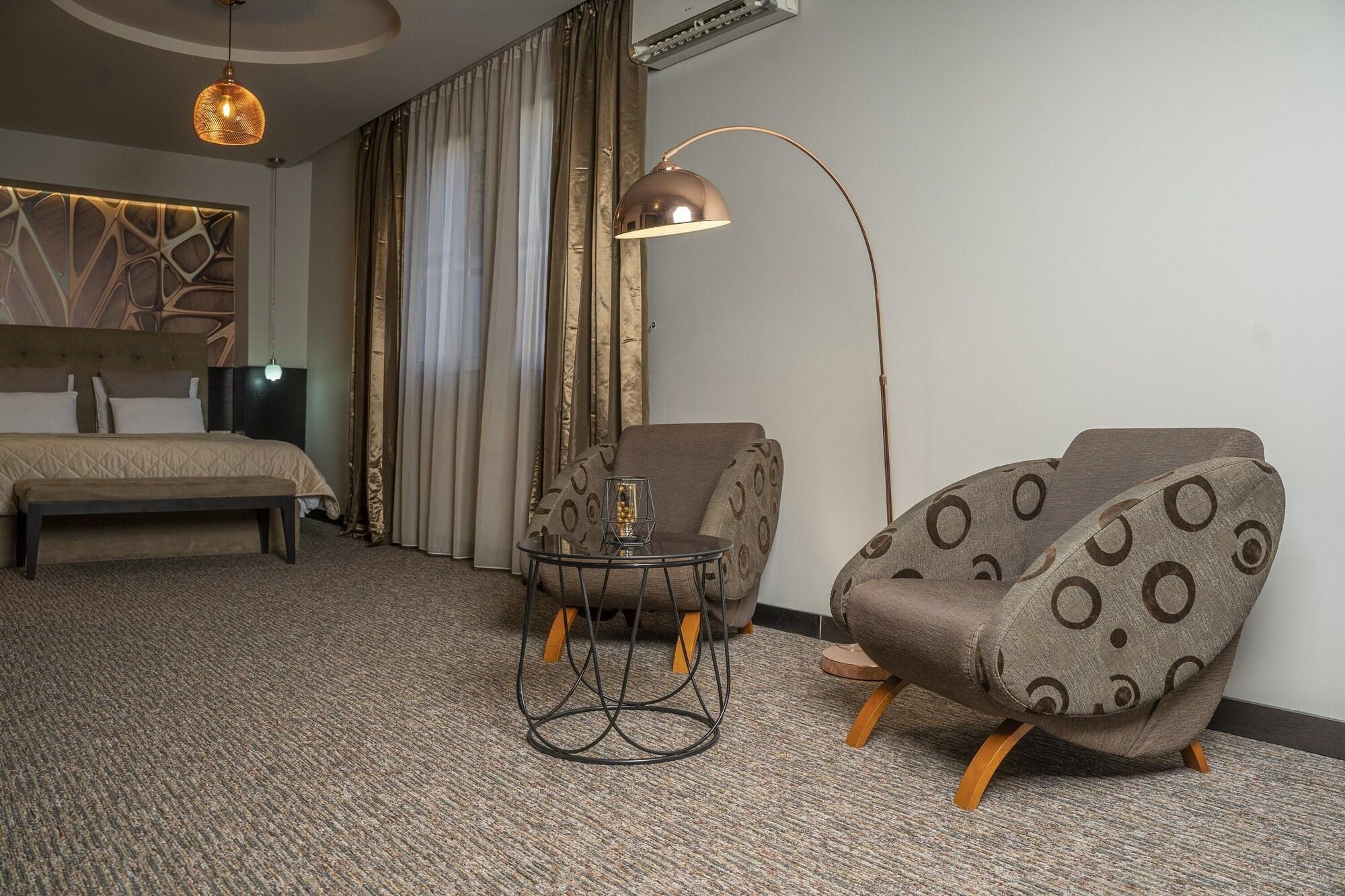 Akacija Luxury Suites Belgrade Luaran gambar