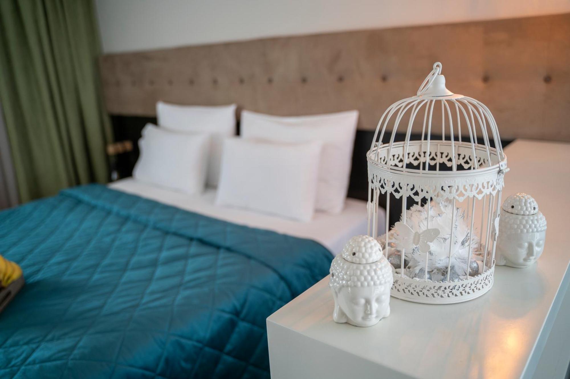 Akacija Luxury Suites Belgrade Bilik gambar